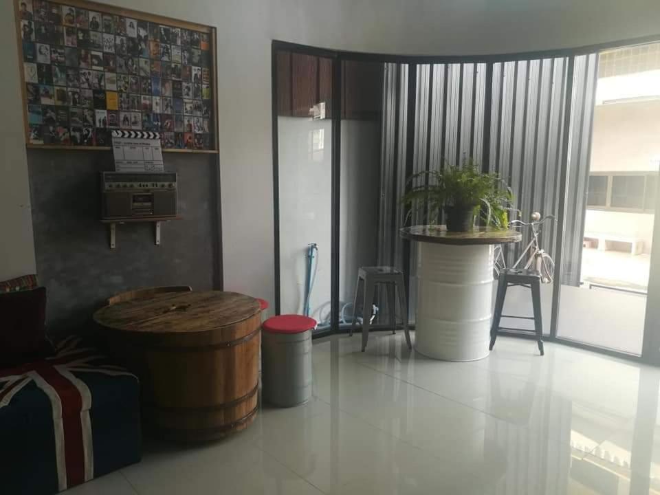 Pak Chong More Hostel Екстериор снимка