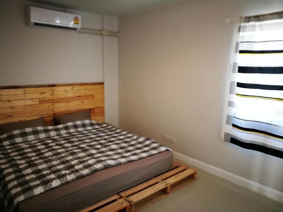 Pak Chong More Hostel Екстериор снимка